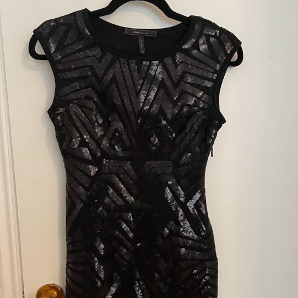 BCBG Maxazria Bodycon Sequin festive Dress